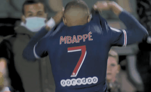 意甲爆笑剧场：绿黑小旋风VS紫百合魔法团，今晚谁家厨房不冒烟？（意甲逗趣夜：绿黑小旋风大战紫百合魔法团，今晚哪家灶台先冒烟？）